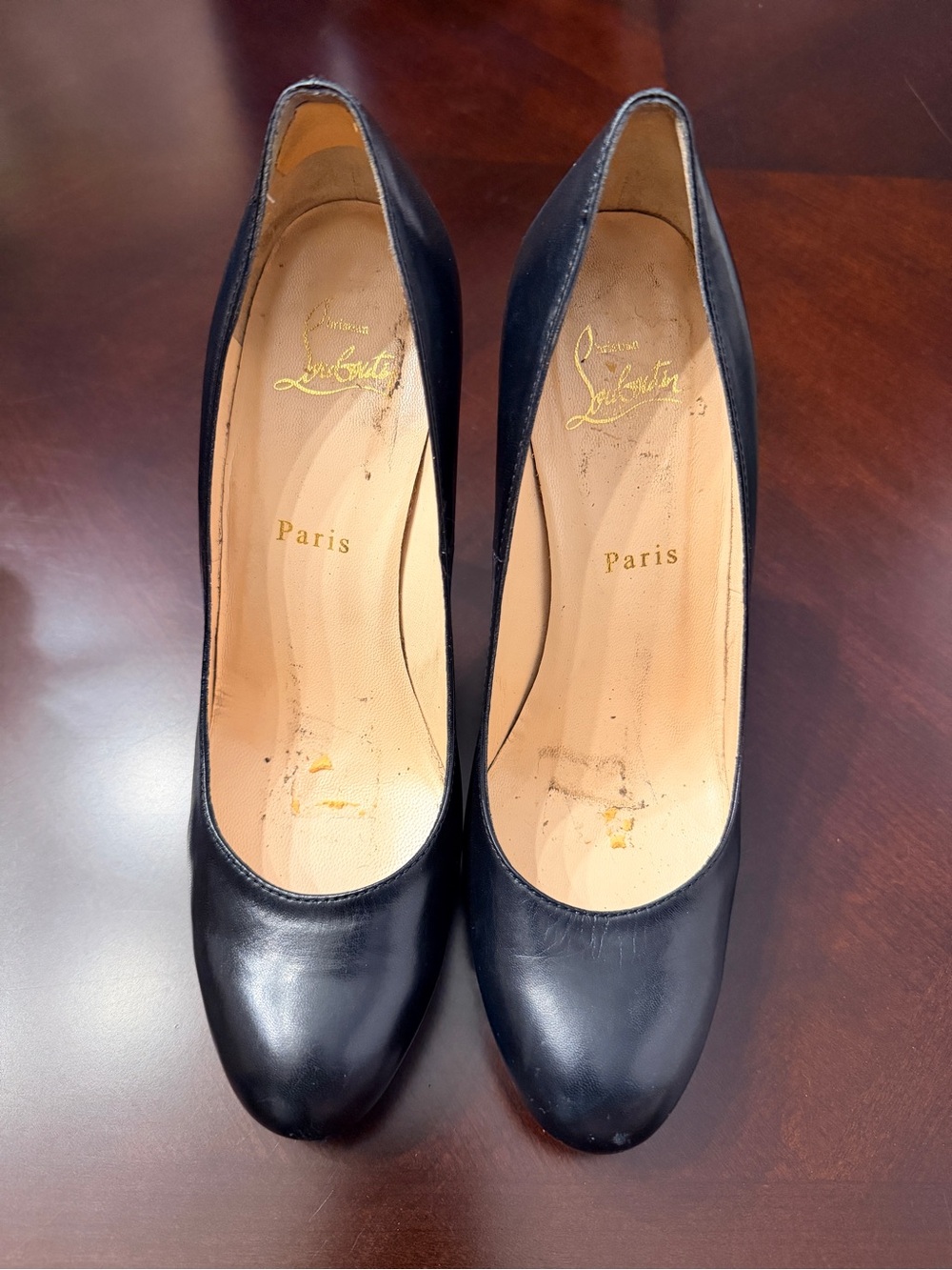 Christian Louboutin Black Leather Classic Round-Toe Pumps